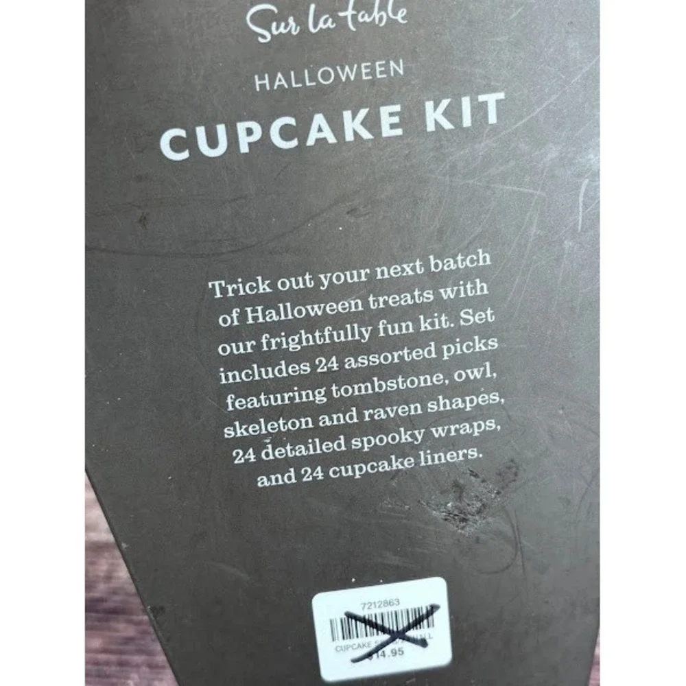 2 - Sur La Table Halloween Cupcake Kit 72 Piece Coffin Shaped‎ Decoration